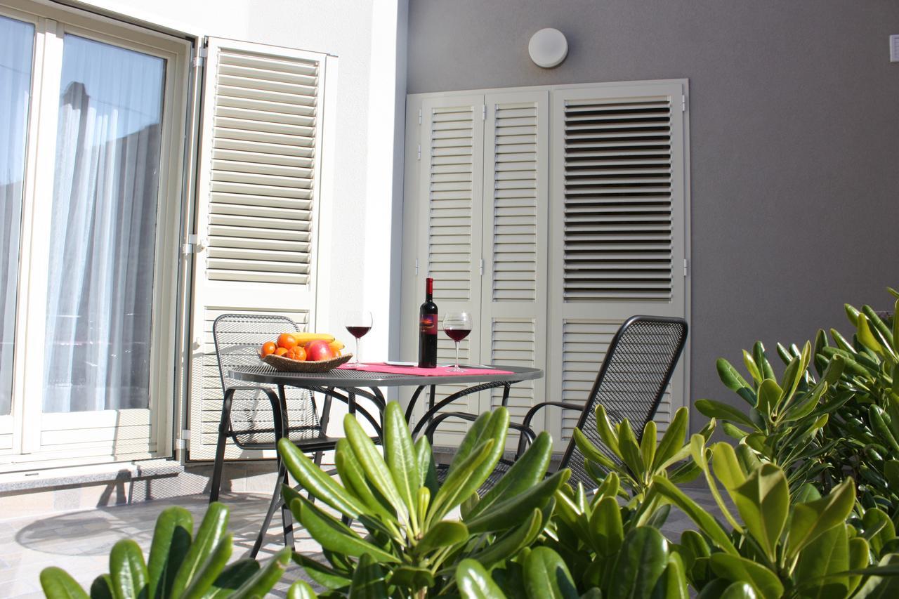 Aurora Apartments Sibenik Exterior photo